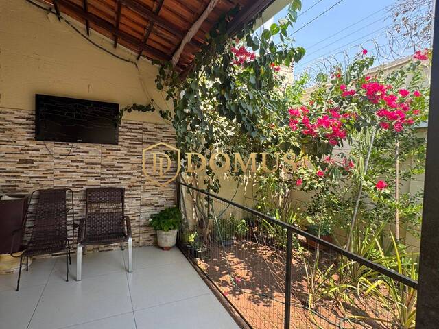 #21 - Casa em condomínio para Venda em Cuiabá - MT - 1