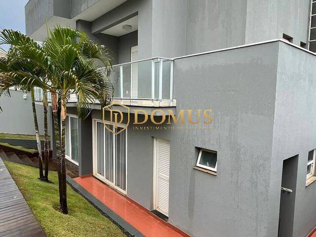 #31 - Casa em condomínio para Locação em Cuiabá - MT - 1