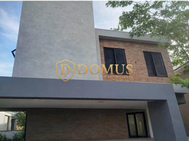 #Condomínio - Sobrado para Venda em Cuiabá - MT - 1