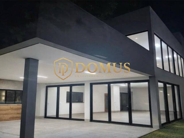 #Condomínio - Sobrado para Venda em Cuiabá - MT - 2