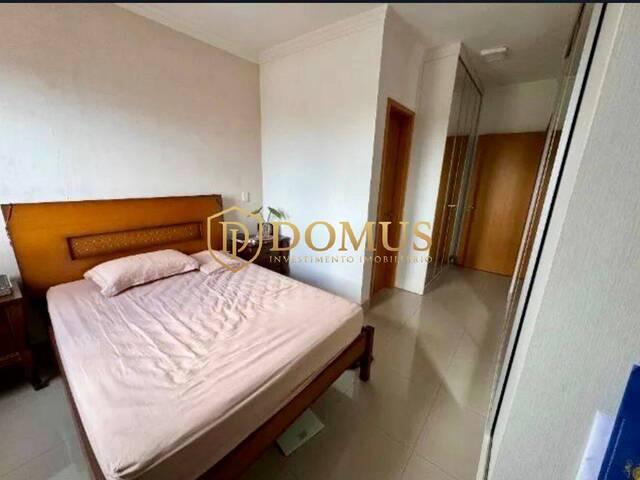 Apartamento para Venda em Cuiabá - 2